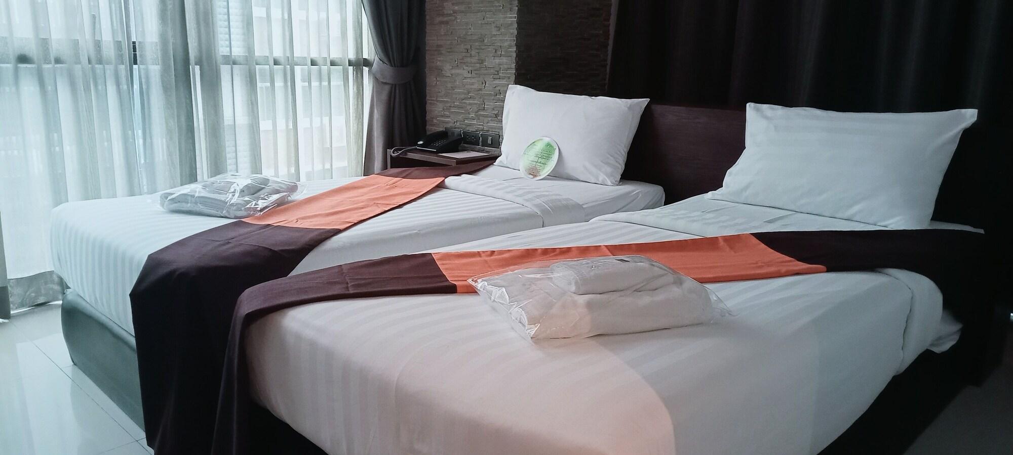 Collection O The Bangkok Airport Link Suite Esterno foto