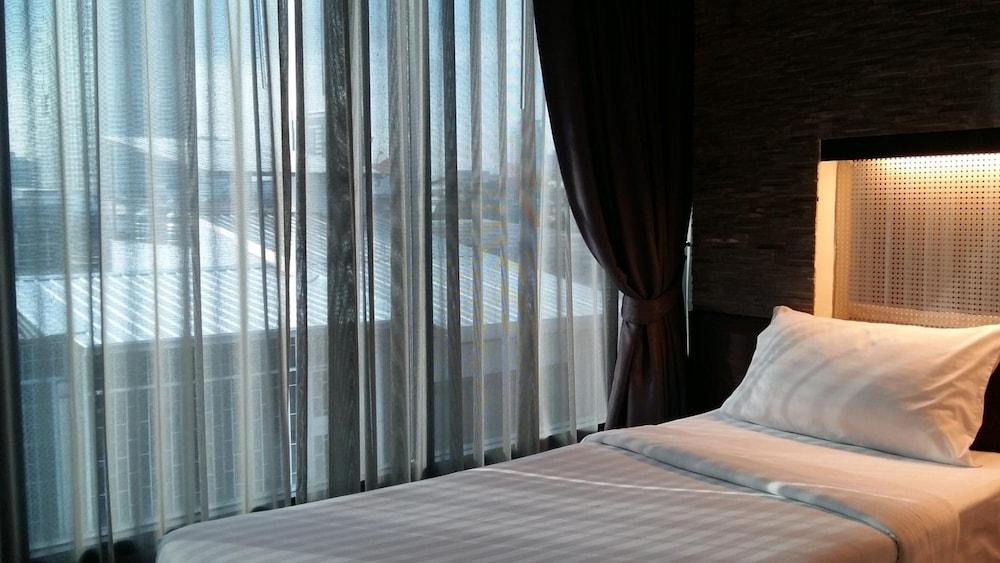 Collection O The Bangkok Airport Link Suite Esterno foto
