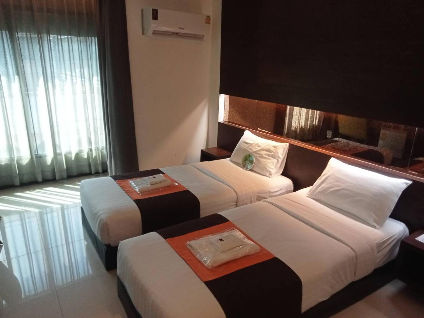 Collection O The Bangkok Airport Link Suite Esterno foto