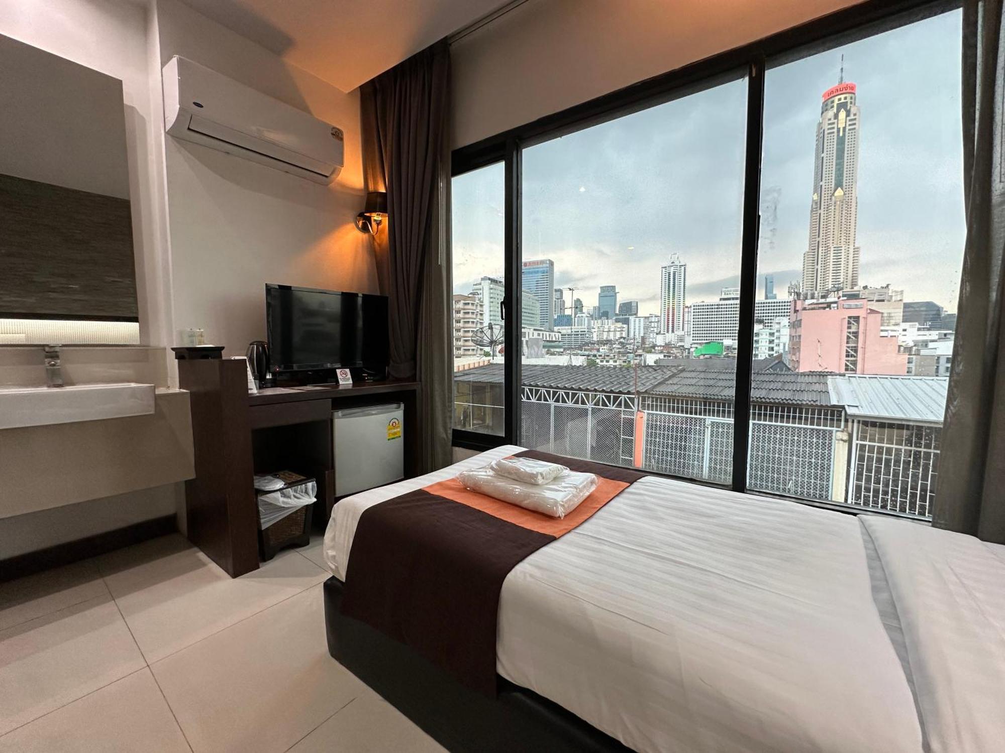 Collection O The Bangkok Airport Link Suite Esterno foto
