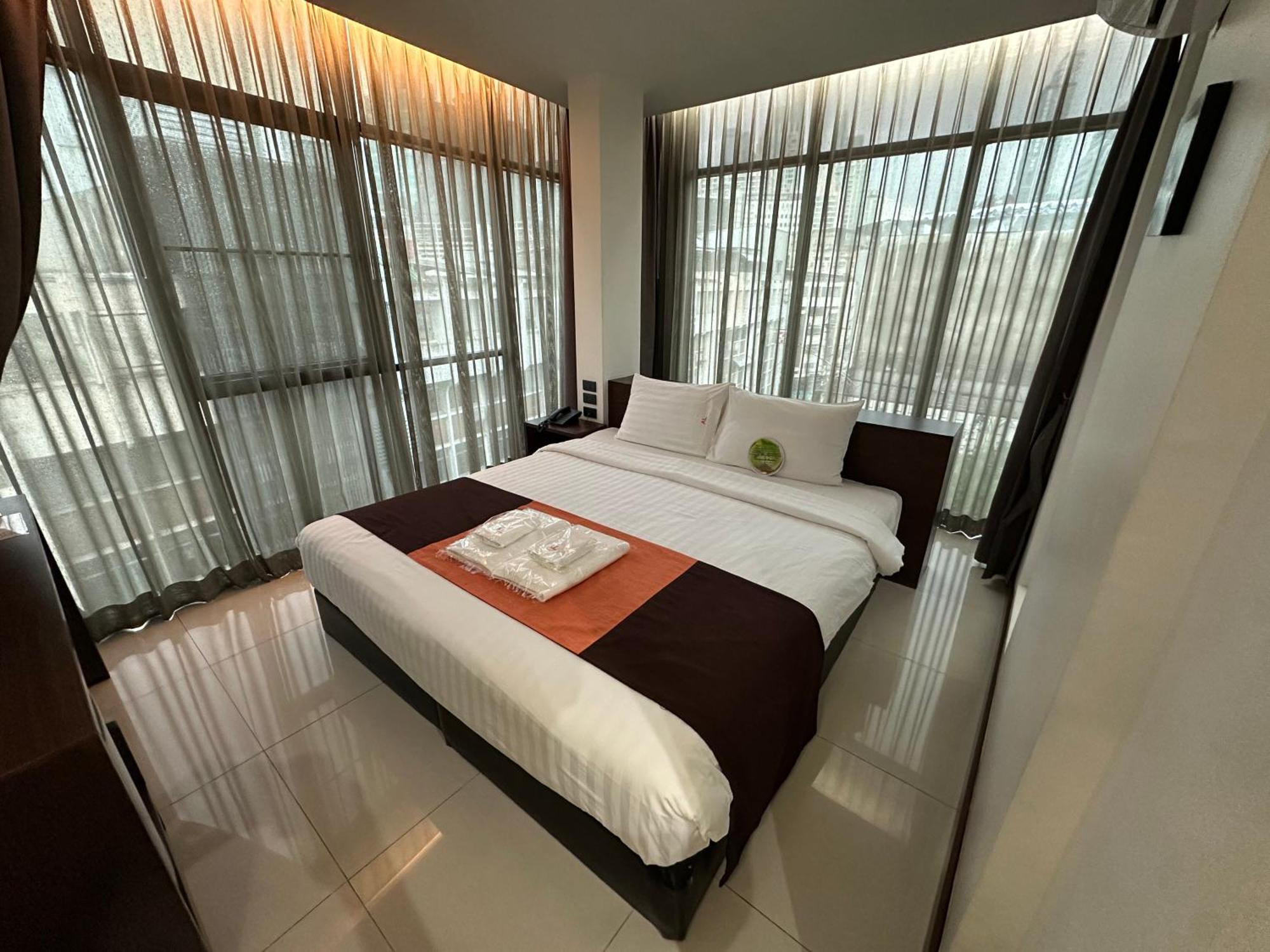 Collection O The Bangkok Airport Link Suite Esterno foto