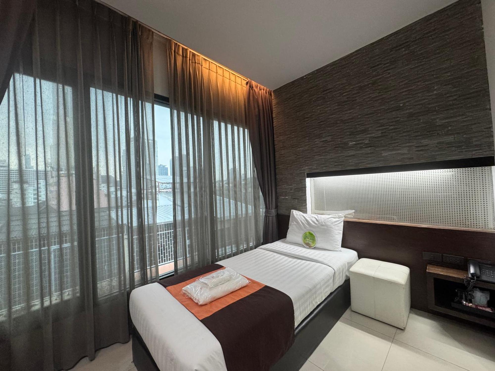 Collection O The Bangkok Airport Link Suite Esterno foto